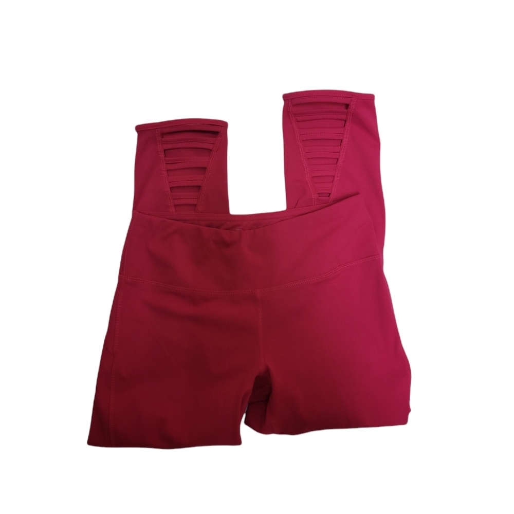 Yogalicious Capri Crisscross Leggings